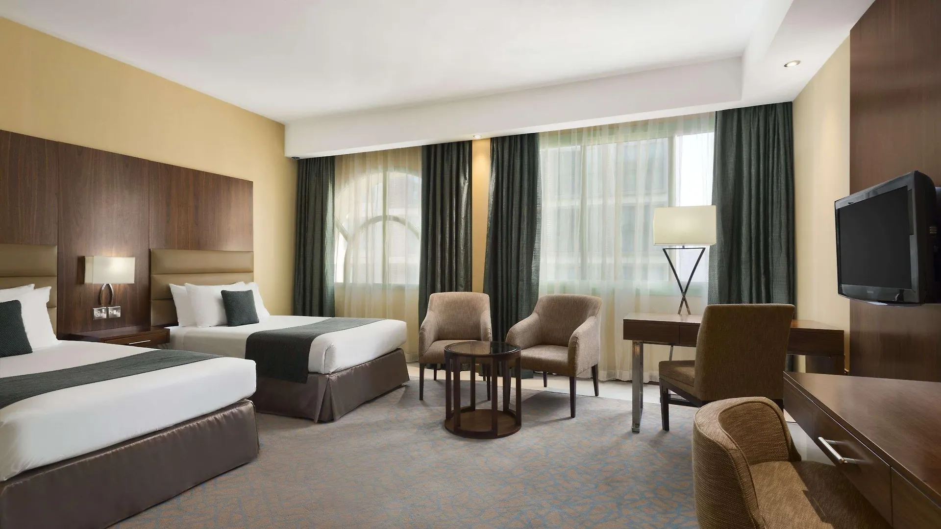 Howard Johnson By Wyndham Abu Dhabi Downtown