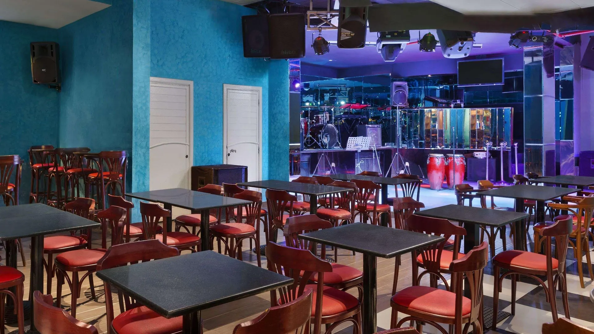 מלון Howard Johnson By Wyndham Abu Dhabi Downtown