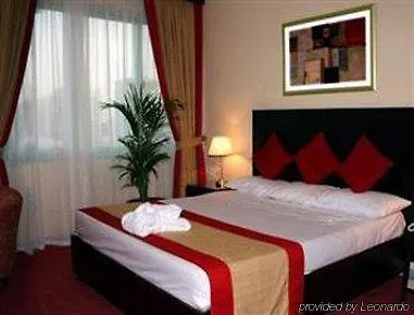 Howard Johnson By Wyndham Abu Dhabi Downtown United Arab Emirates